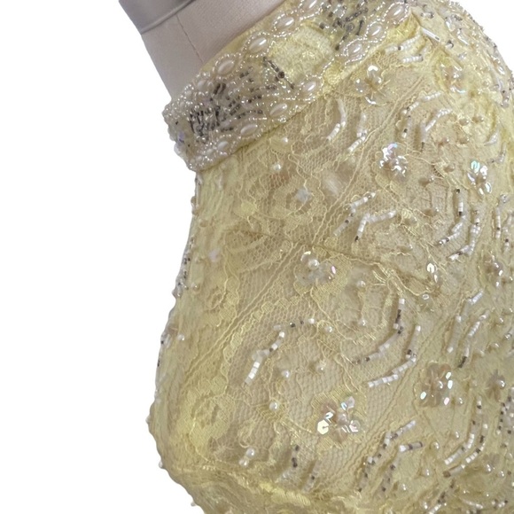 Vintage 50’s Yellow Beaded Lace Mock Neck Long Sleeve Shift Dress Size M/L - Picture 10 of 13